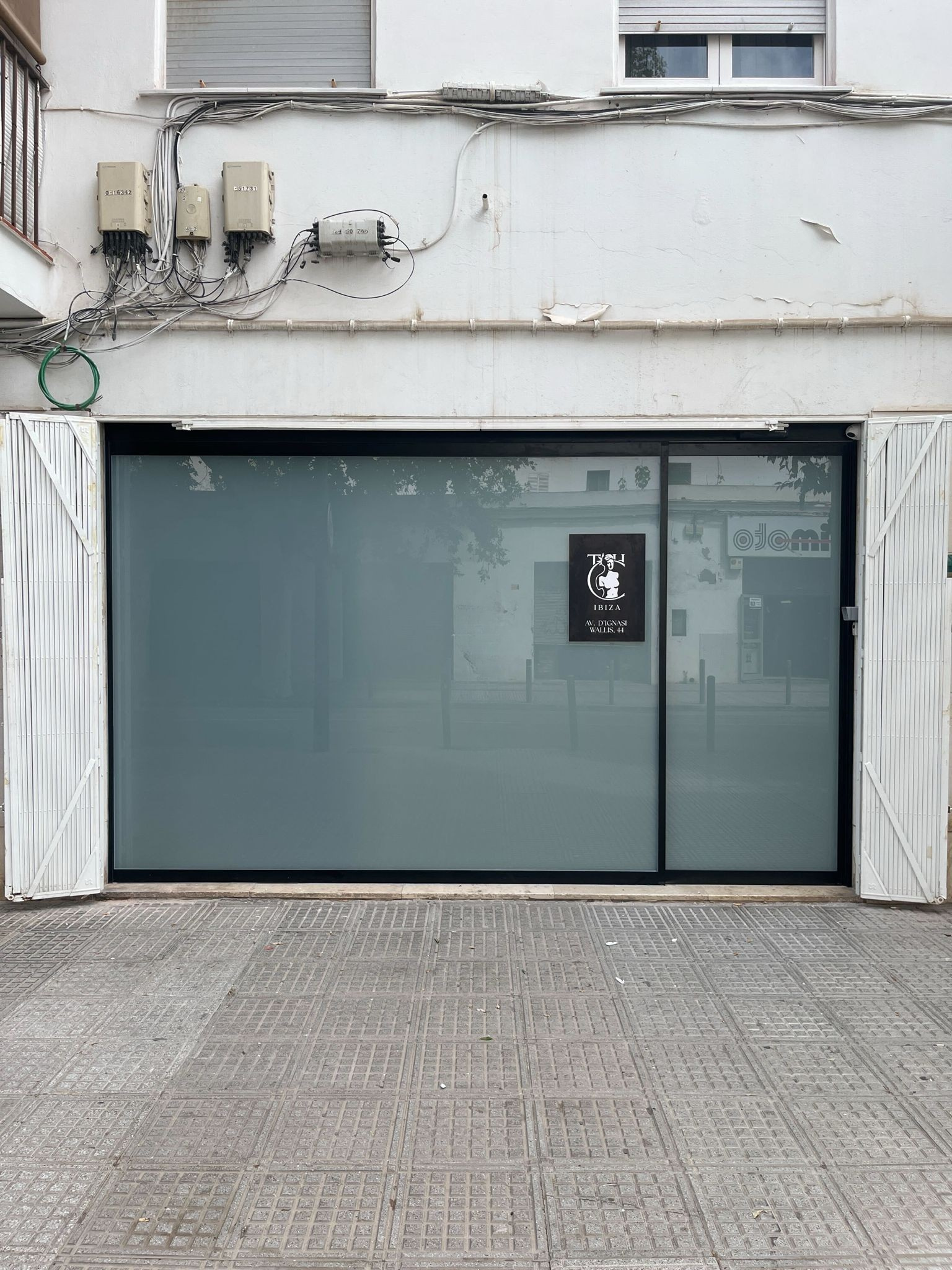 The High Class Ibiza Weed Club — Smoke Shop in Ibiza Town, Ibiza