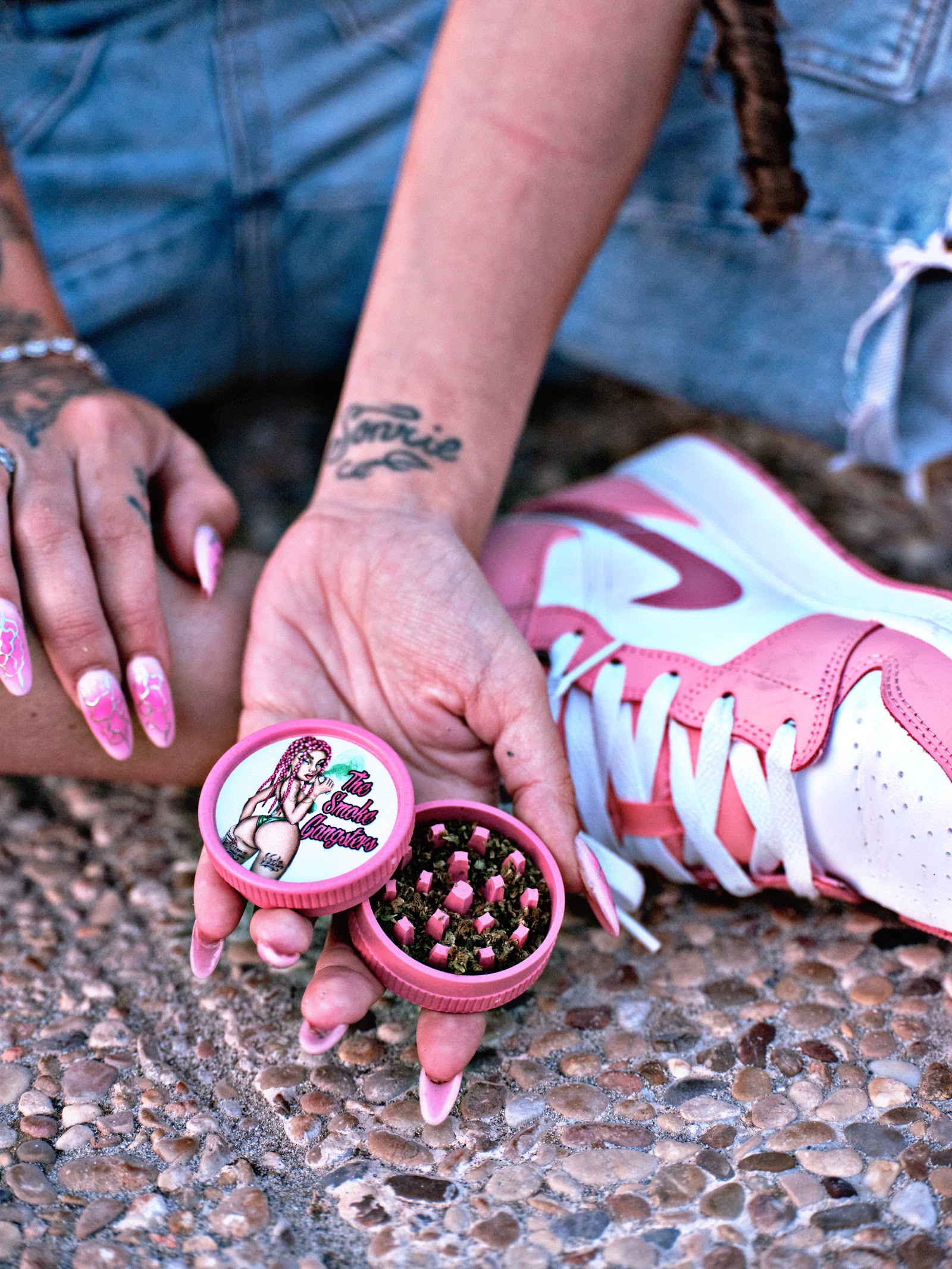 Photo: THE SMOKE GÁNGSTERS - VAPERS CBD SHISHAS Ibiza via Google