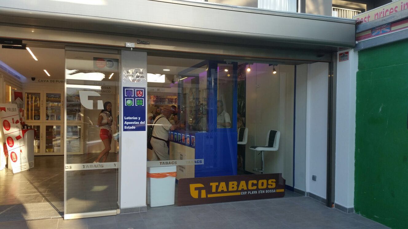 Photo: ESTANCO Ibiza "PLAYA DEN BOSSA" TABACO LOTERIA Y CAVA PUROS via Google