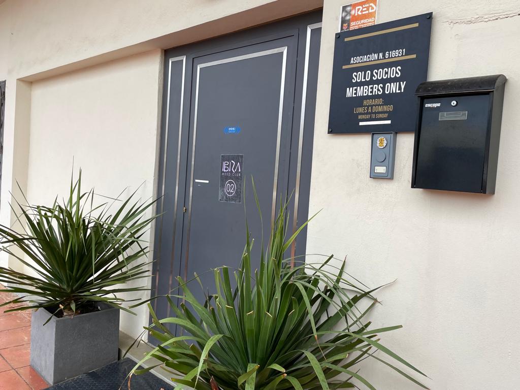 Ibiza Weed Club — Smoke Shop in Playa d'en Bossa, Ibiza