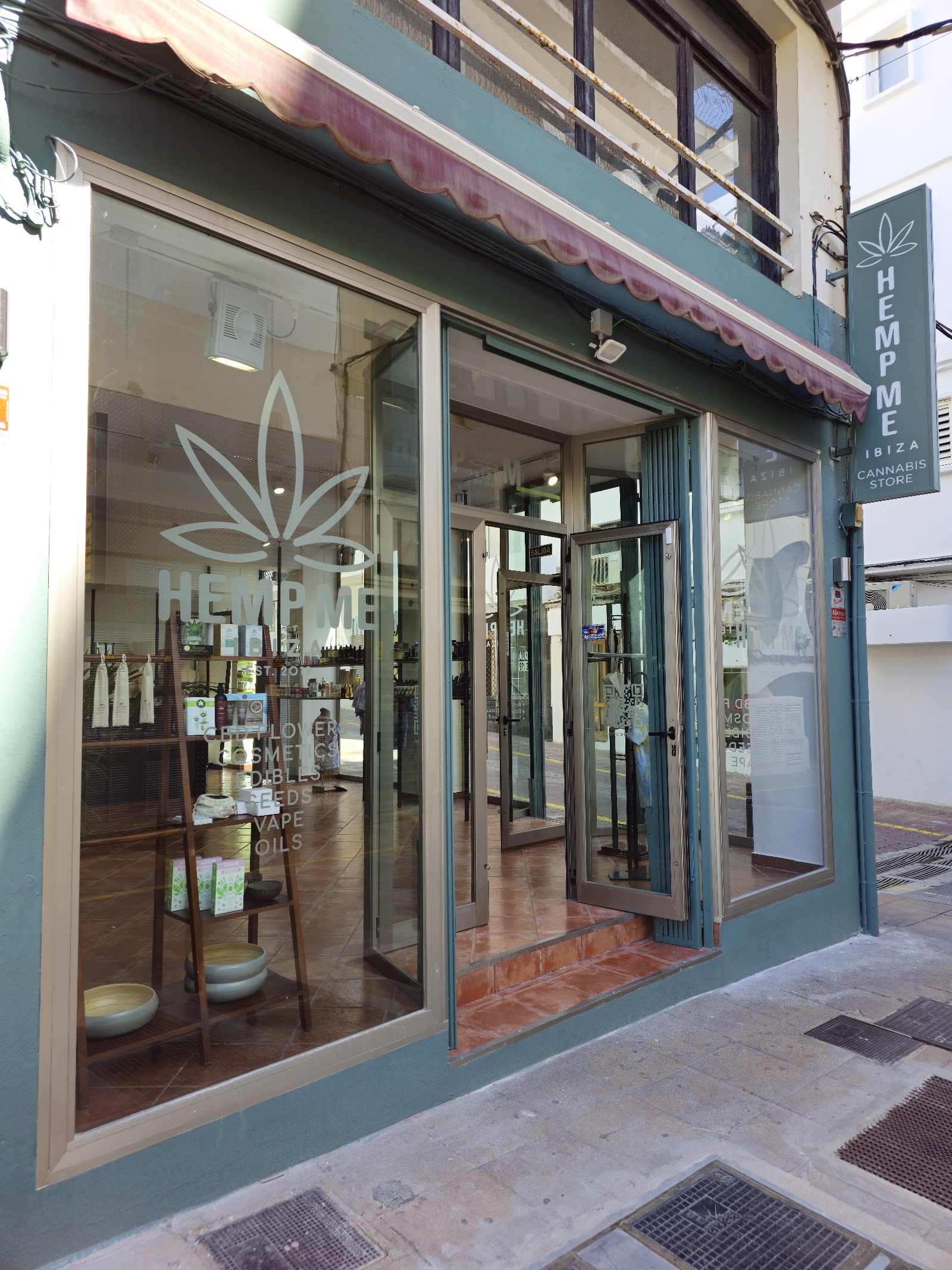 HempMe Ibiza Sant Antoni — Smoke Shop in San Antonio, Ibiza