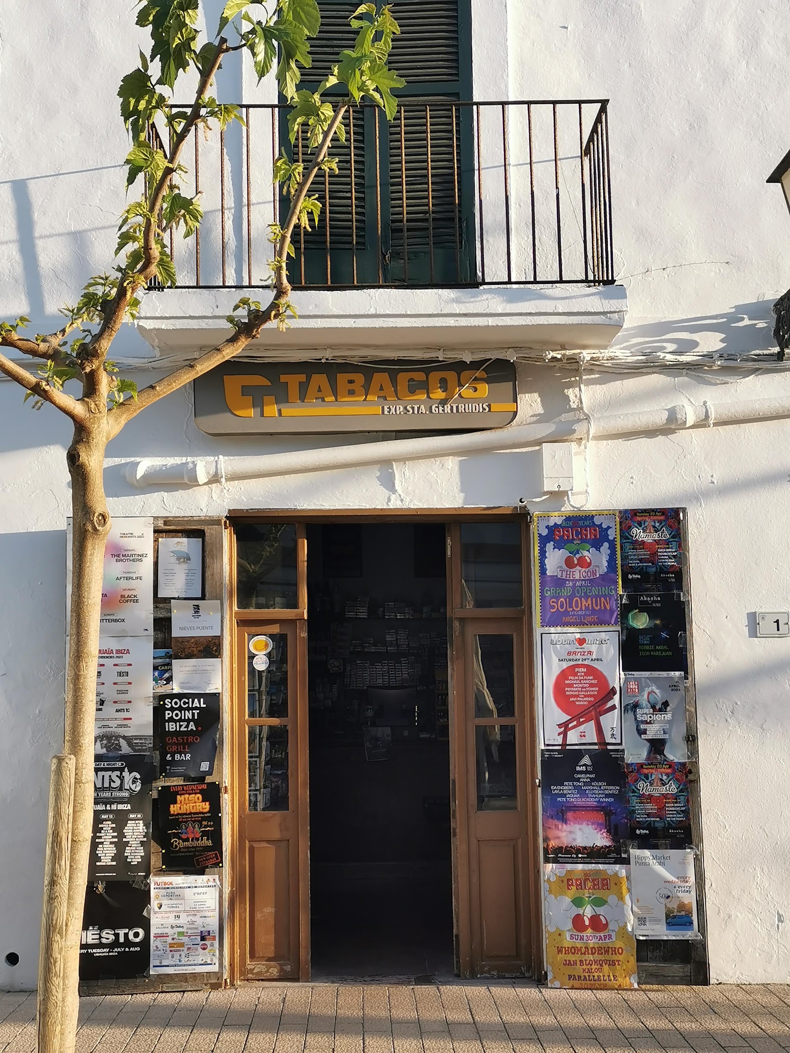 Tabacos Sta. Gertrudis — Smoke Shop in Santa Gertrudis de Fruitera, Ibiza
