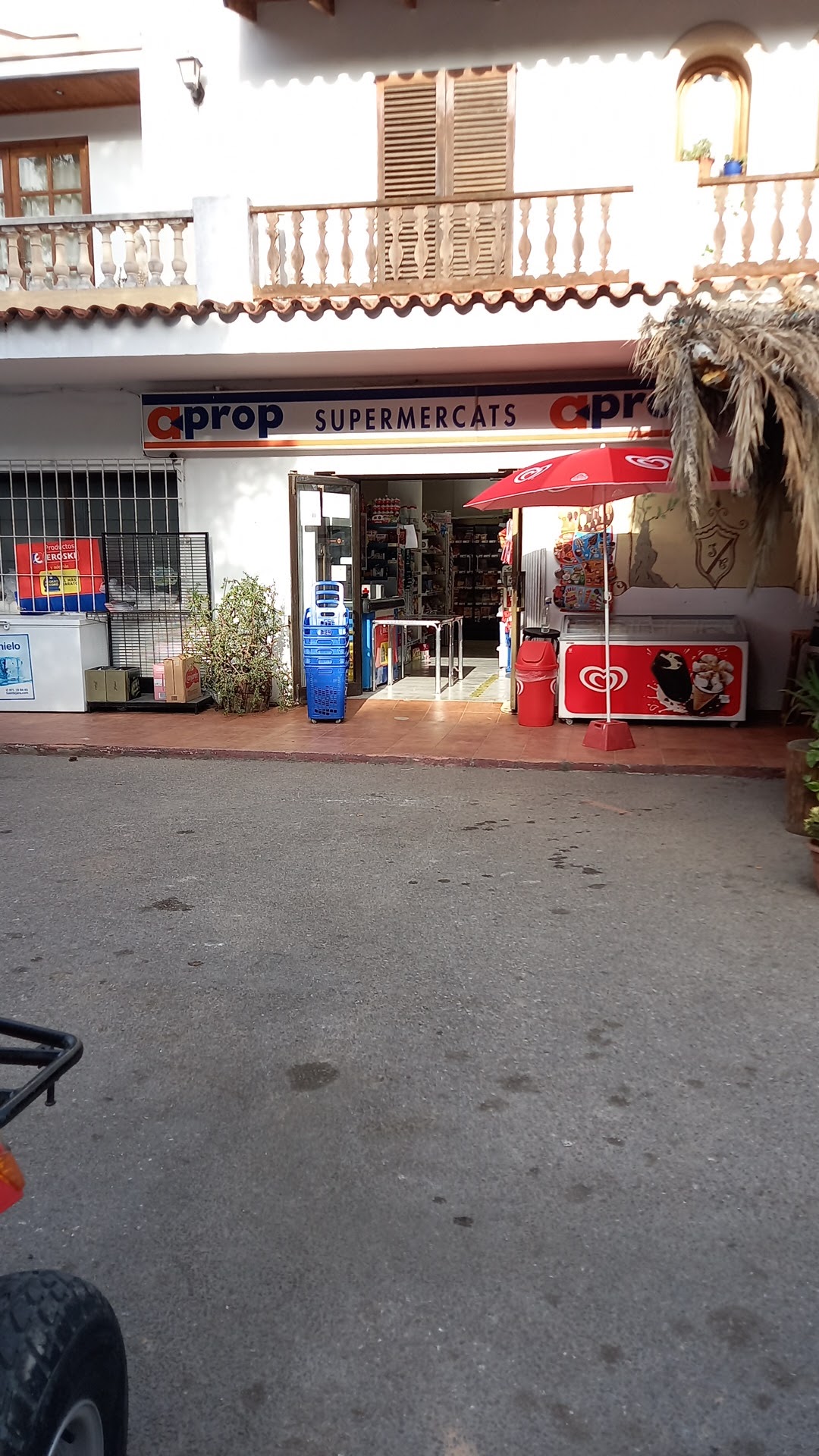 Supermercat Bar Josmar. Productes Locals Eroski Aprop — Supermarket in Cala de Bou, Ibiza