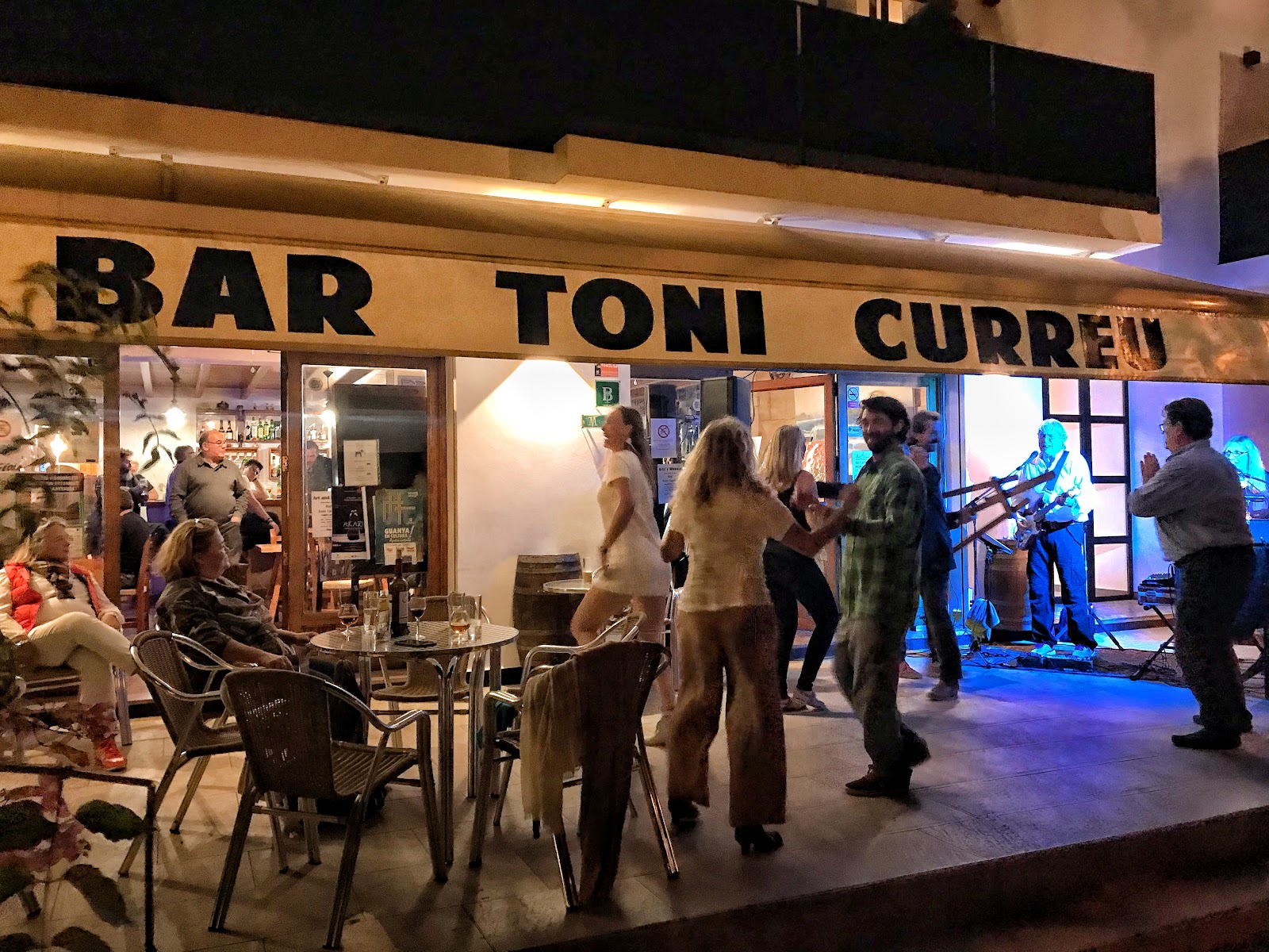 Bar Toni Curreu — Bar in Santa Eulalia, Ibiza