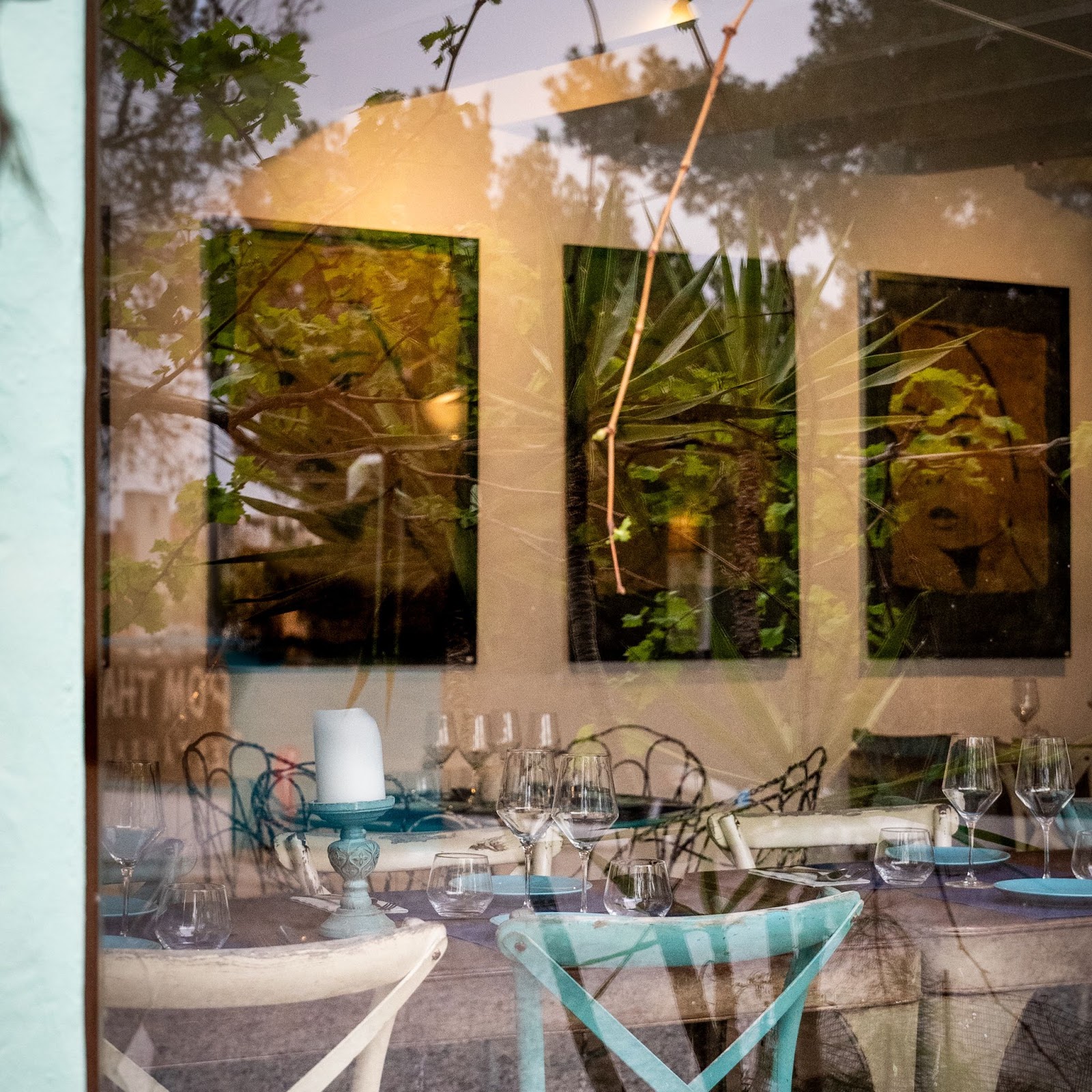 POM Thai Restaurant — Restaurant in Sant Agustí des Vedrà, Ibiza