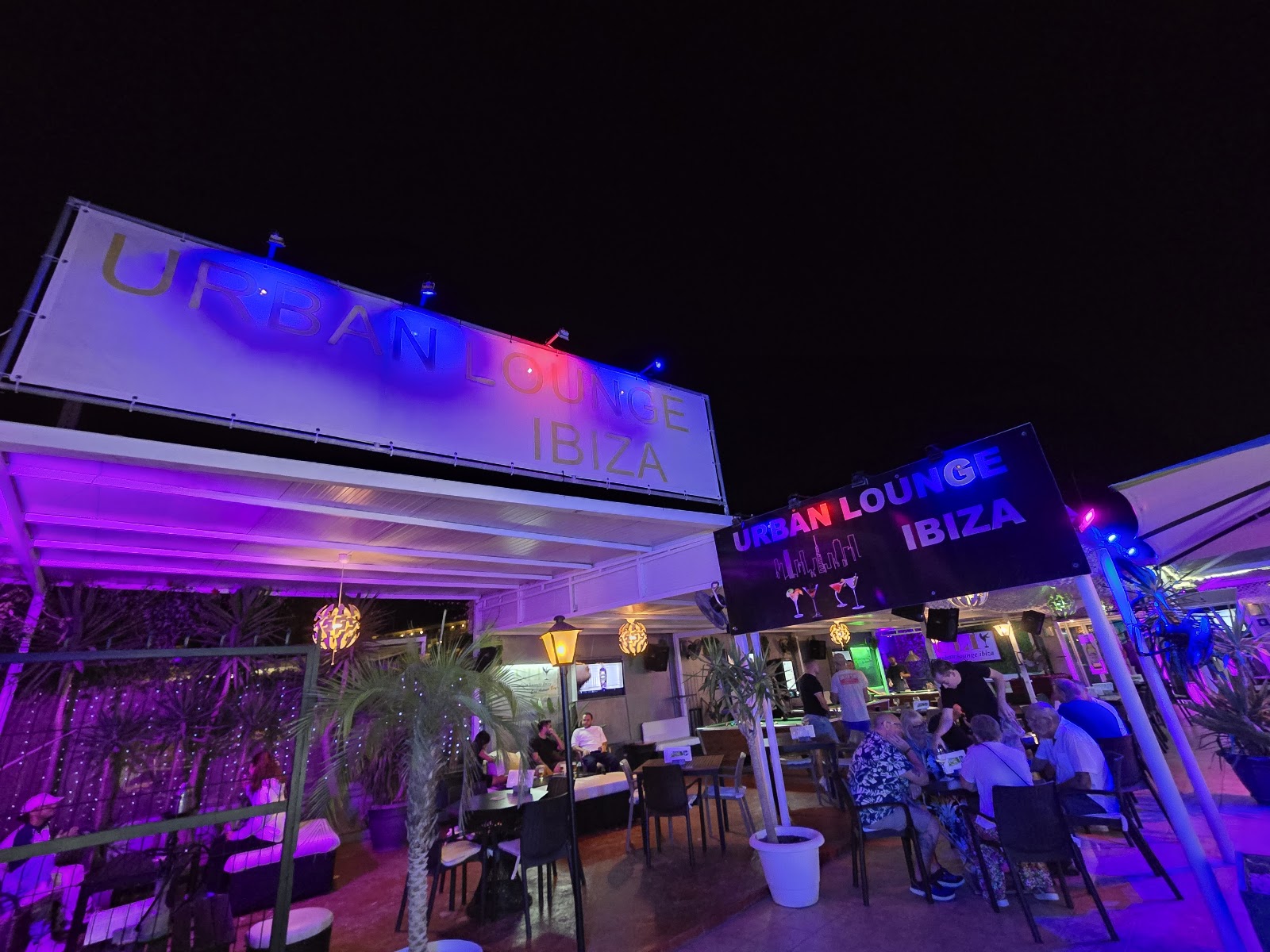 Urban Lounge — photo