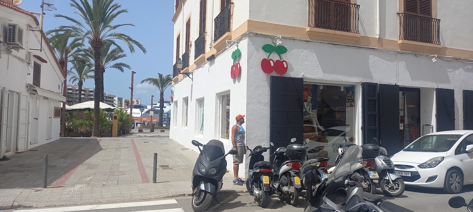 PACHA SHOP — Club Shop in Ibiza Town, Ibiza