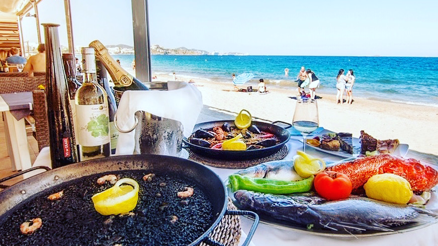 Photo: Restaurante Parasoles via Google