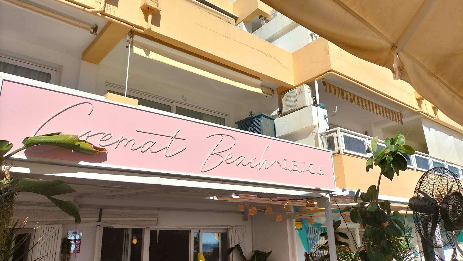 Cremat Beach — Restaurant in Figueretas, Ibiza