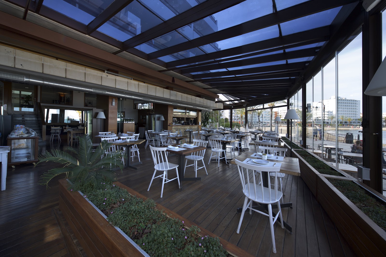 Oli Beach Restaurant — Restaurant in Figueretas, Ibiza