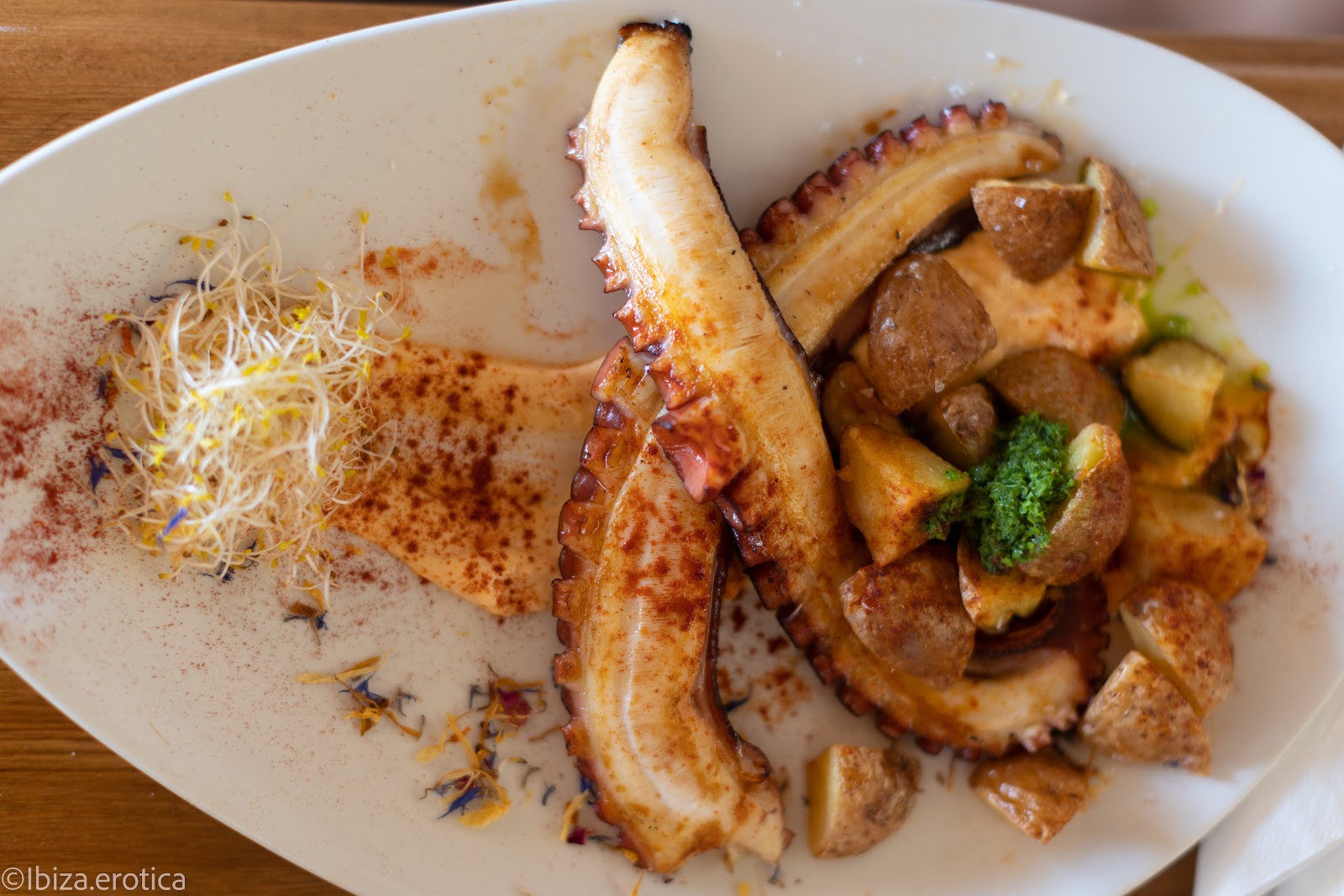 Photo: Restaurante Sa Trinxa via Google