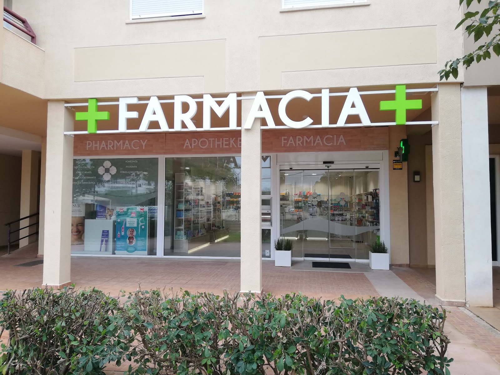 Farmacia Cas Capità — Pharmacy in Santa Eulalia, Ibiza