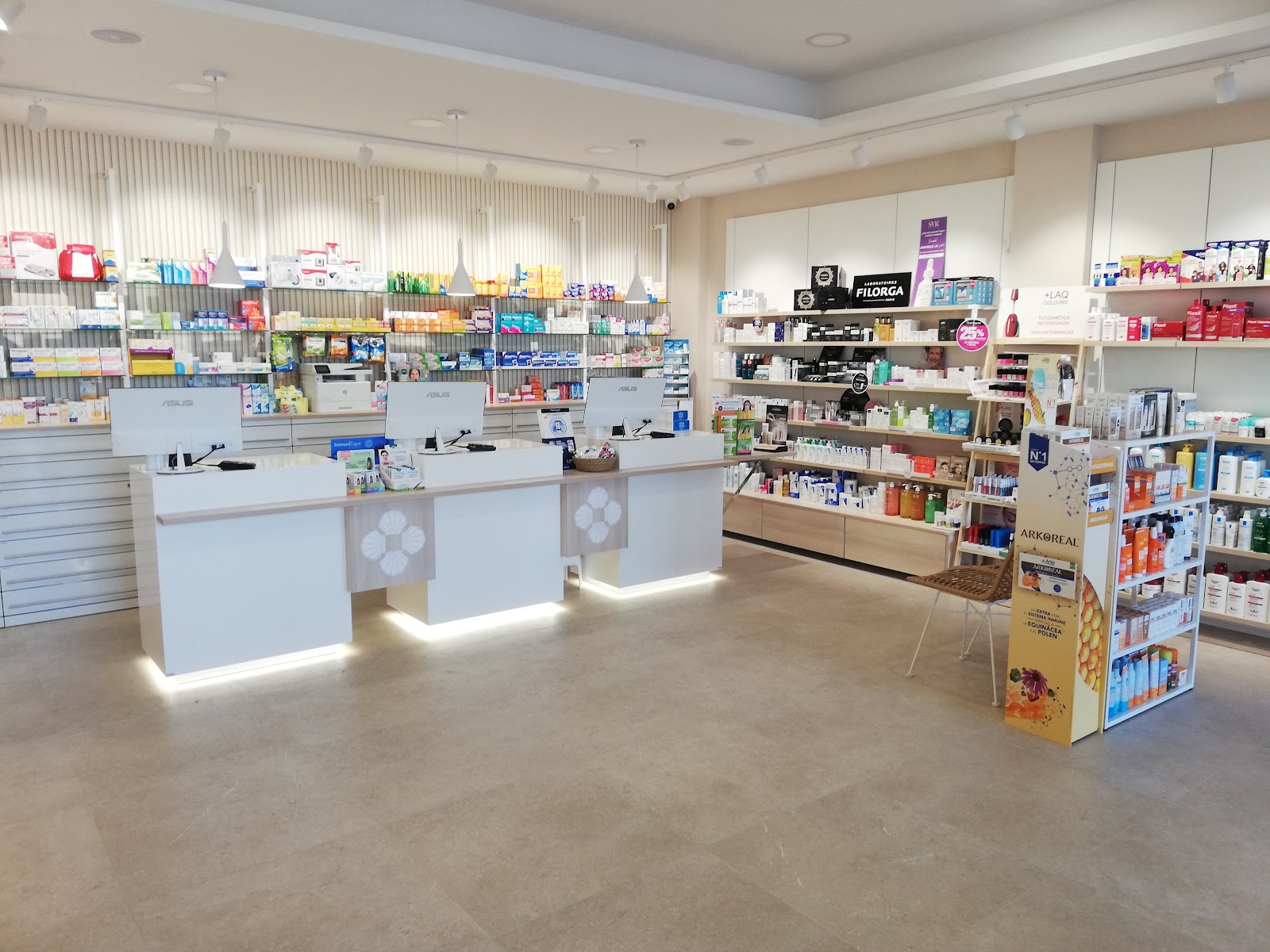 Photo: FARMACIA CAS CAPITÀ - Ldo. M. López Salas via Google